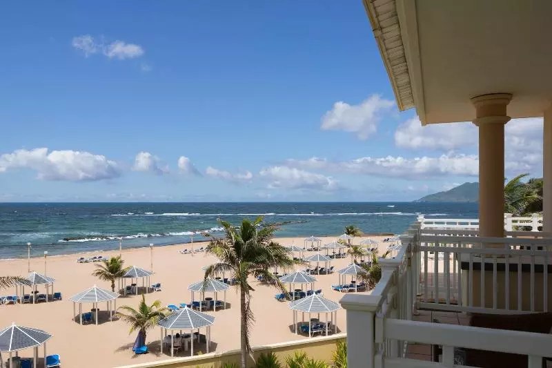 سوئیت با تخت بزرگ, St. Kitts Marriott Resort & The Royal Beach Casino