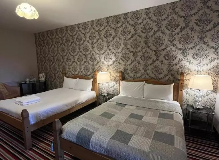 ファミリールーム, The Yeats County Inn
