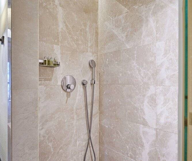 بانگلوی استاندارد, Voyage Sorgun