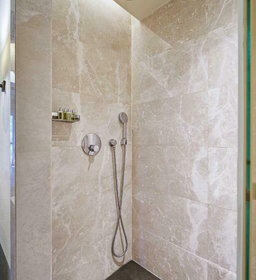 بانگلوی استاندارد, Voyage Sorgun