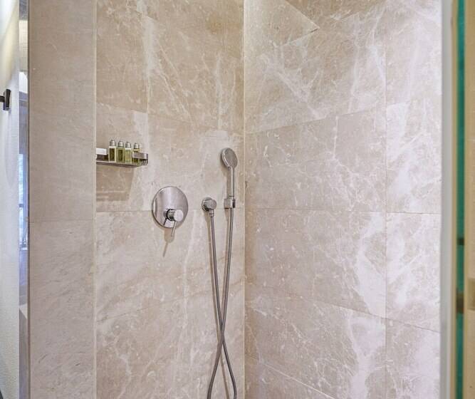 بانگلوی استاندارد, Voyage Sorgun