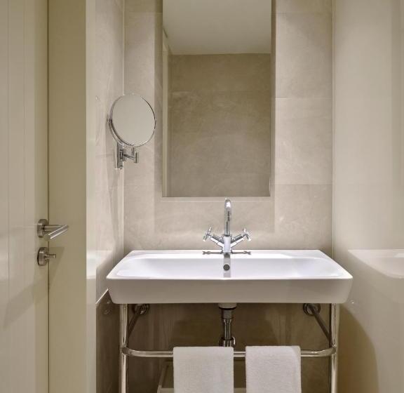 اتاق استاندارد سه نفره, Voyage Sorgun