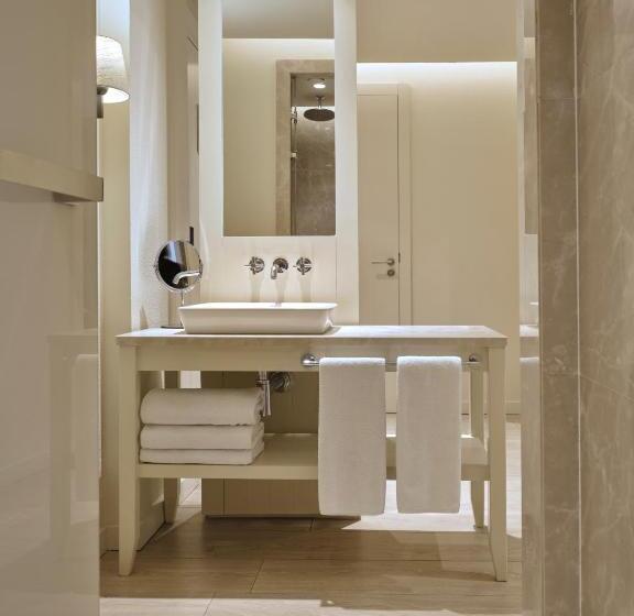 اتاق خانوادگی چهارنفره, Voyage Sorgun