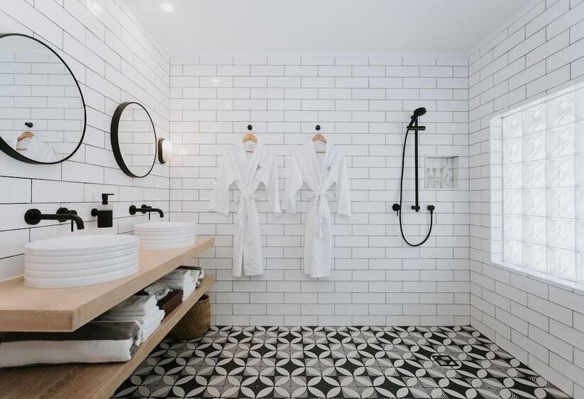 ویلای 1 خوابه, Motu Beachfront Art Villas