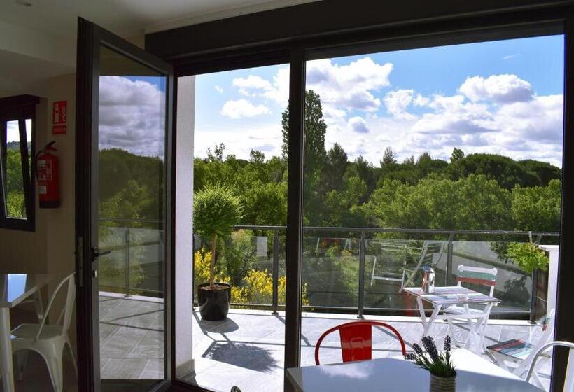 Четырехместный Номер Стандарт, Albergue Hosting Duero