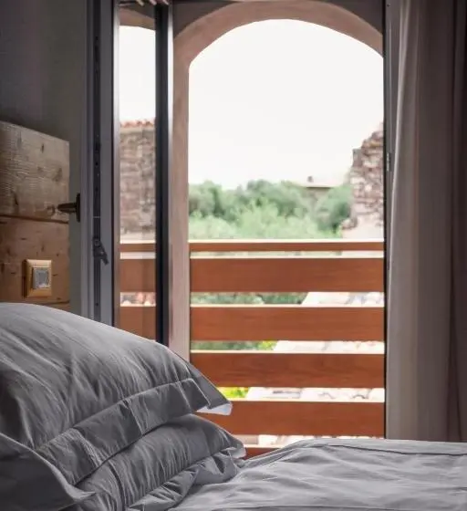 バルコニー付きデラックスルーム, Corte Alma Spa And Luxury Home
