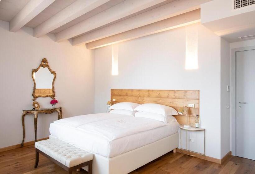 レイクビュースタンダードルーム, Corte Alma Spa And Luxury Home