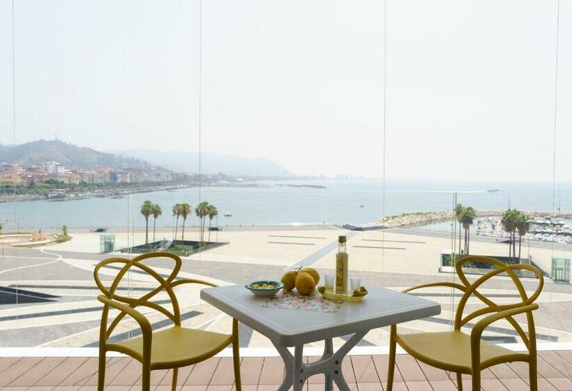 Camera Deluxe Vista Mare con Balcone, Crescent Moon