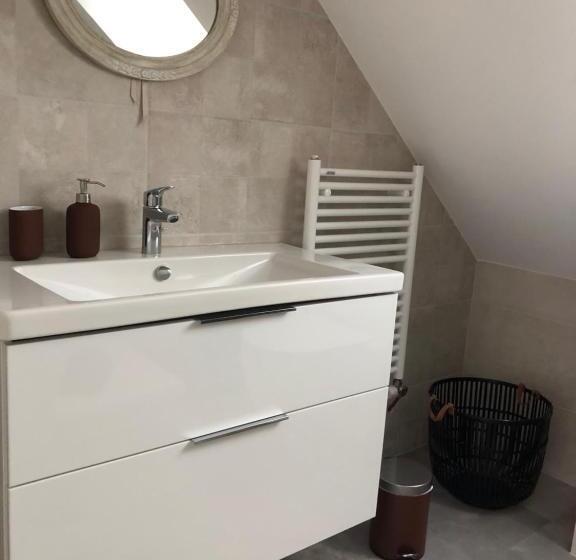 2间卧室的房子, Entre Terre Et Mer