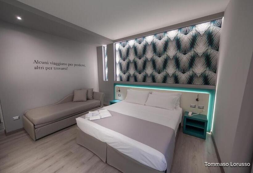 غرفة سوبيريور, Holygold Suite