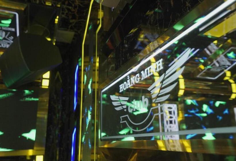 اتاق سوپریور با تخت بزرگ, Hoằng Minh