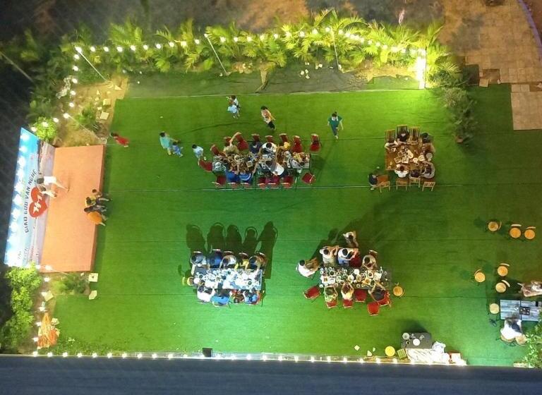 اتاق استاندارد با بالکن, Hoằng Minh