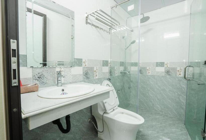 اتاق استاندارد با بالکن, Hoằng Minh