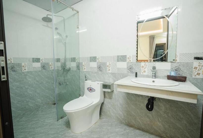 اتاق سوپریور با تخت بزرگ, Hoằng Minh