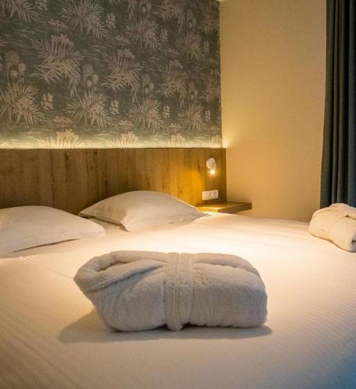 家庭间, De Zes Bochten