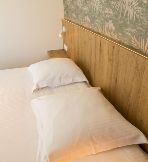 家庭间, De Zes Bochten