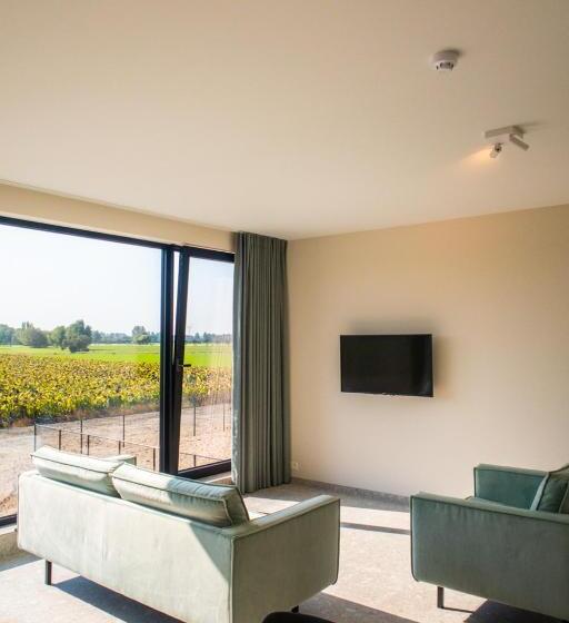 家庭套房, De Zes Bochten