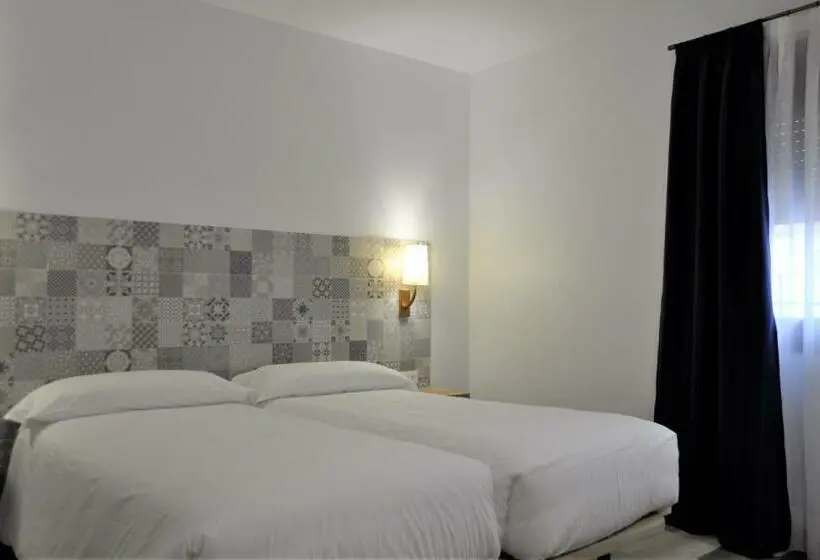 اتاق استاندارد با چشم‌انداز, Hostal Restaurante Villa De Brihuega