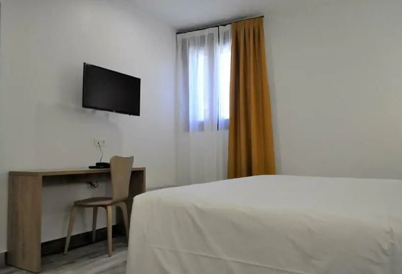 اتاق استاندارد برای معلولان, Hostal Restaurante Villa De Brihuega