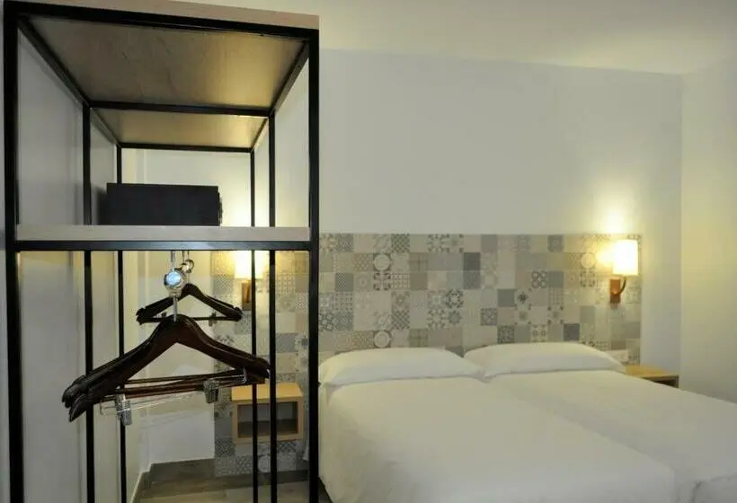 اتاق استاندارد با چشم‌انداز, Hostal Restaurante Villa De Brihuega