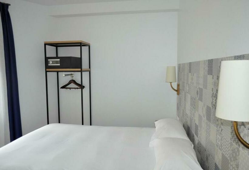 Номер Стандартный с Видом, Hostal Restaurante Villa De Brihuega