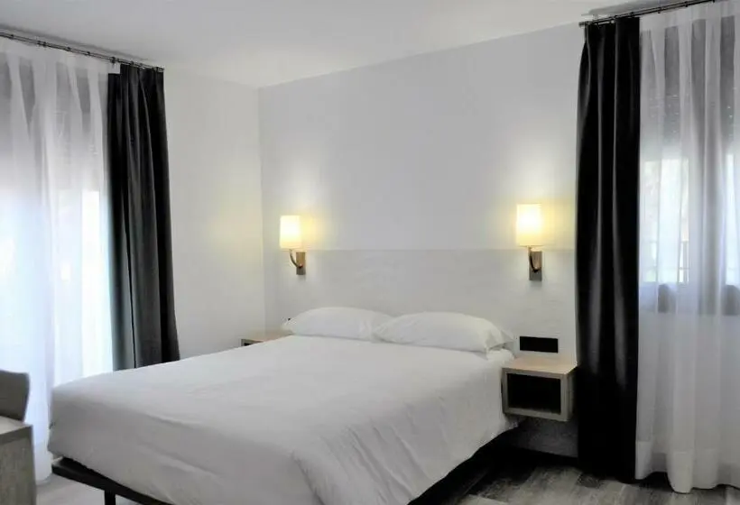 اتاق استاندارد با چشم‌انداز, Hostal Restaurante Villa De Brihuega