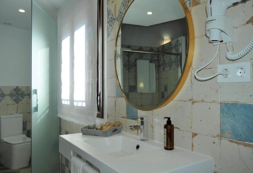 اتاق لوکس, Hostal Restaurante Villa De Brihuega