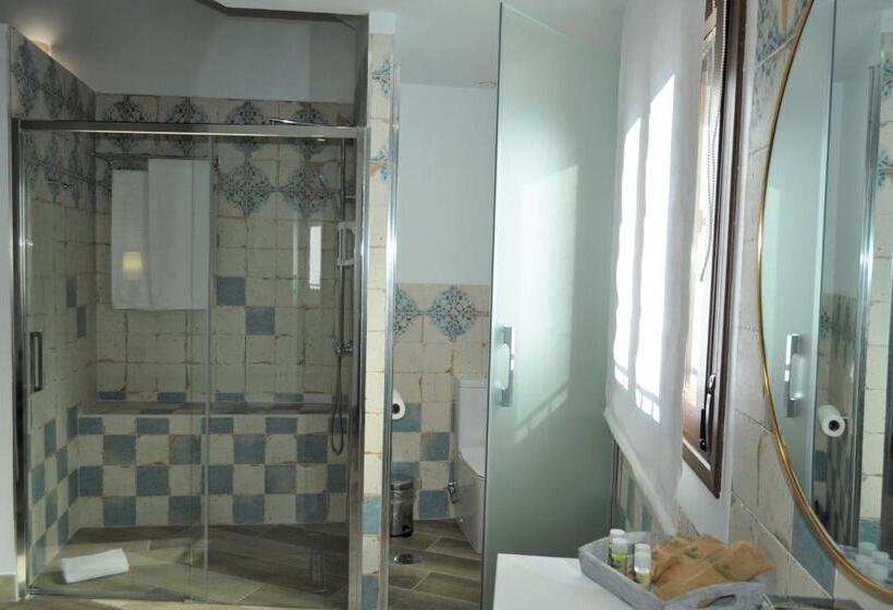 اتاق لوکس, Hostal Restaurante Villa De Brihuega