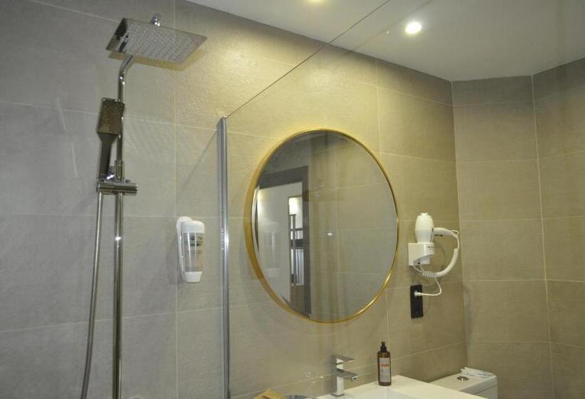 Люкс, Hostal Restaurante Villa De Brihuega