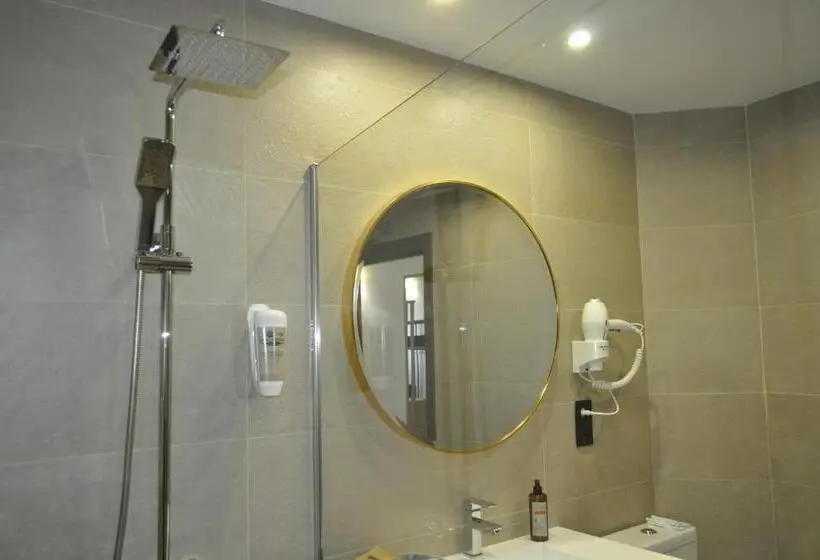 سوییت, Hostal Restaurante Villa De Brihuega