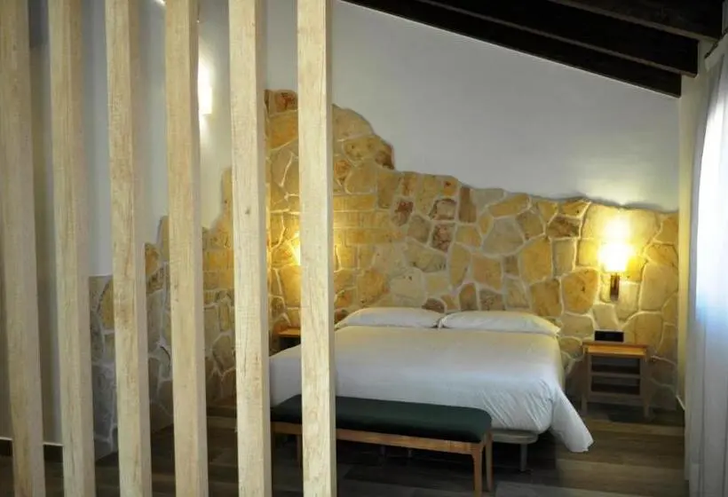 سوییت, Hostal Restaurante Villa De Brihuega