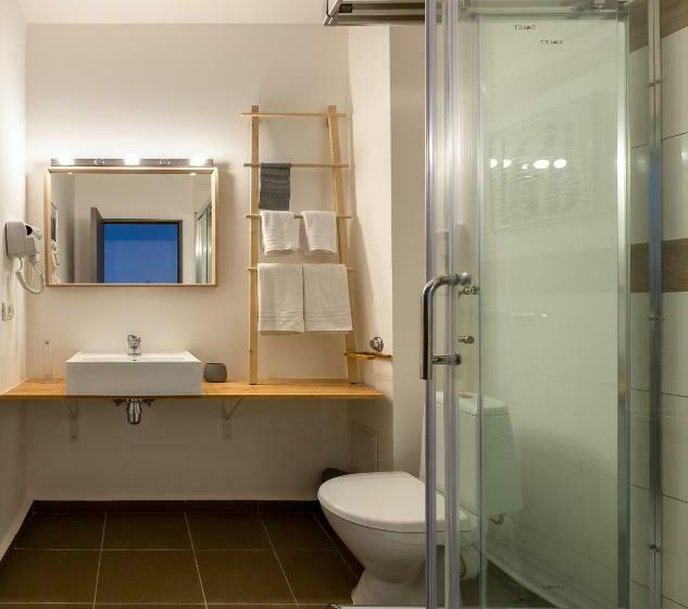 اتاق لوکس با تخت بزرگ, Lagom