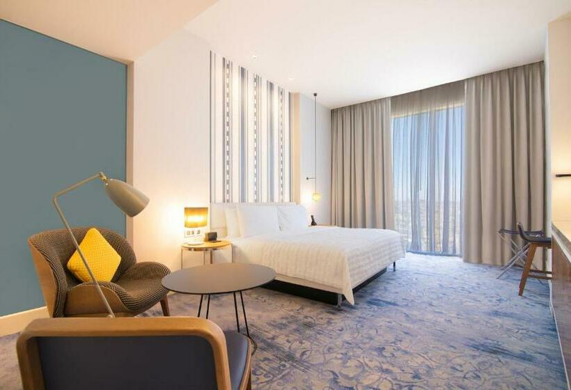 Номер Deluxe Кровать Кинг, Le Méridien Riyadh