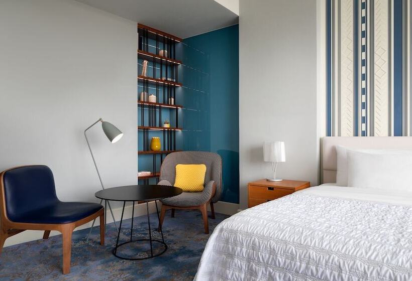 חדר קלאב, Le Méridien Riyadh