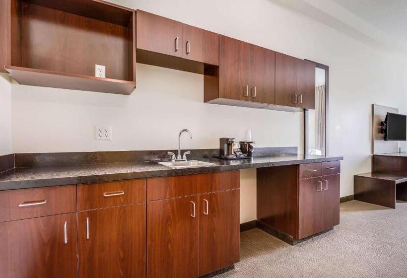 מיטת קינג בסוויטה, Best Western Park City Wichita North