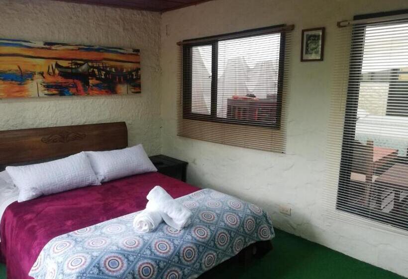 סטודיו משפחתי, Y Centro De Convenciones Pueblito De Yerbabuena Paraíso Natural