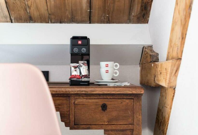 Номер Стандарт, Ysbrantsz Boutique