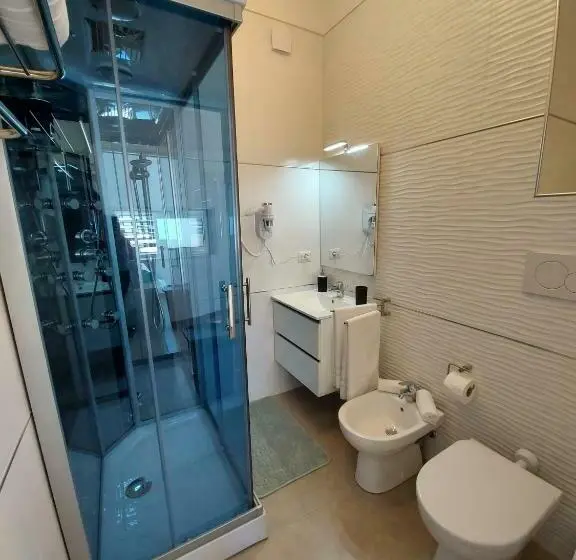 バルコニー付きデラックスルーム, B&b   Over The Top   Affittacamere
