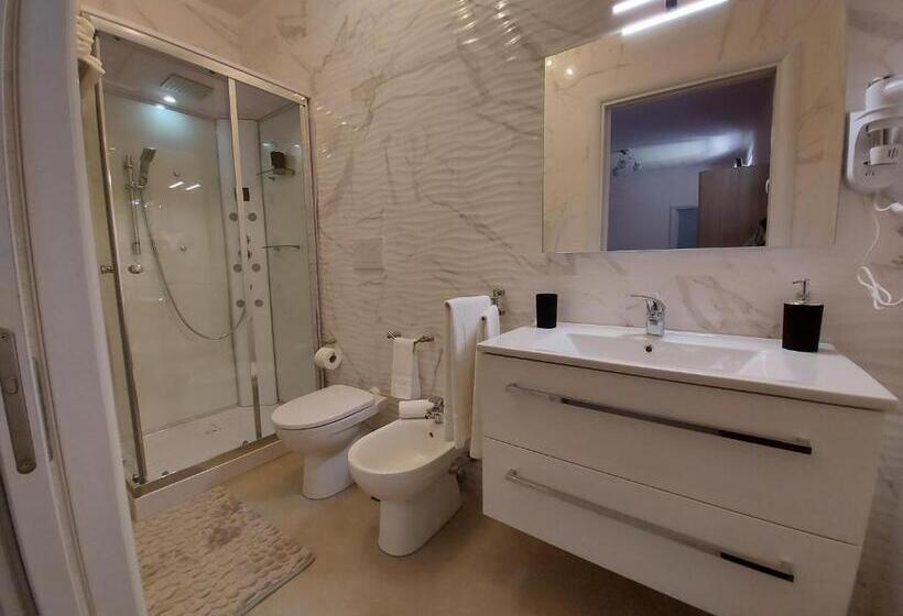 סטודיו סטנדרט עם מרפסת, B&b   Over The Top   Affittacamere