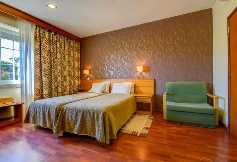 Camera Standard, Avenida Park