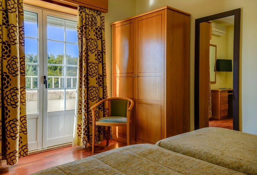 Camera Standard, Avenida Park