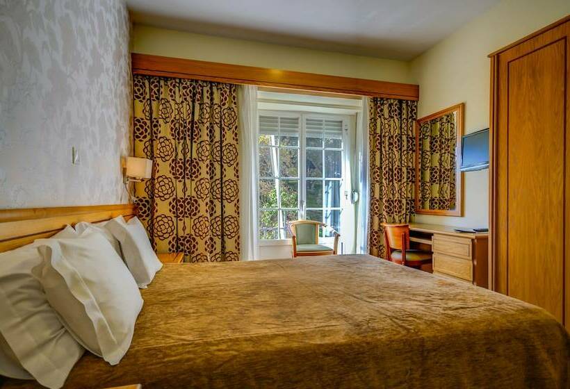 Camera Standard, Avenida Park