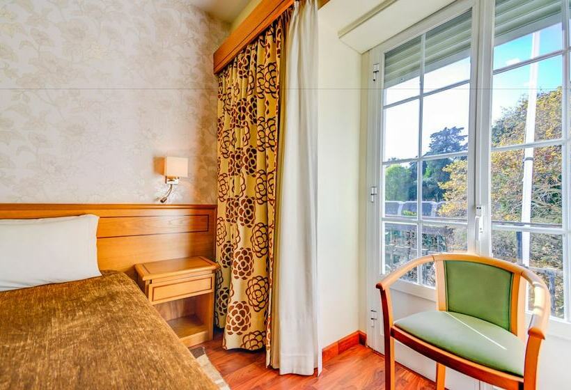 Camera Standard, Avenida Park