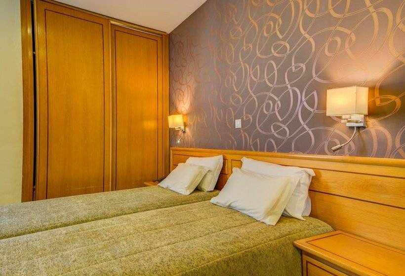 Camera Tripla Standard, Avenida Park