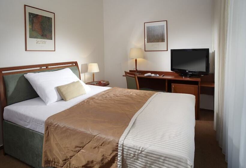 اتاق استاندارد یک نفره, Clarion Hotel Prague Old Town
