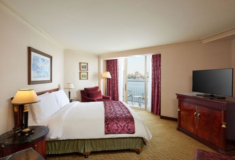 سوئیت با چشمانداز رودخانه, Hilton Cairo Grand Nile