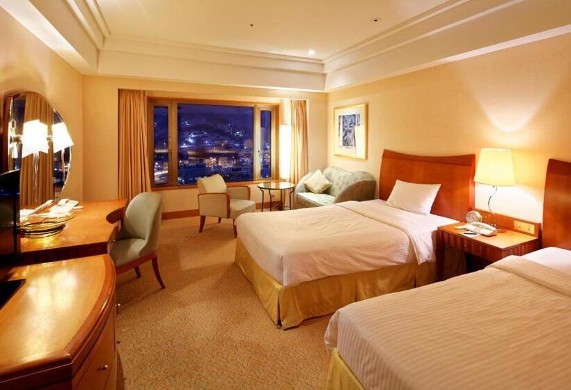 山の見えるスーペリアルーム, Grand Park Otaru