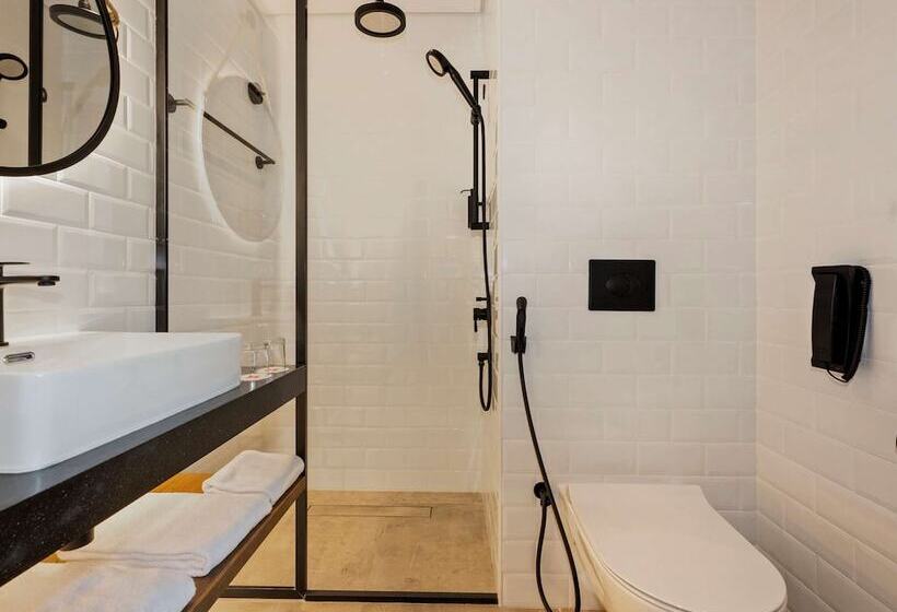 标准间, Ibis World Trade Centre