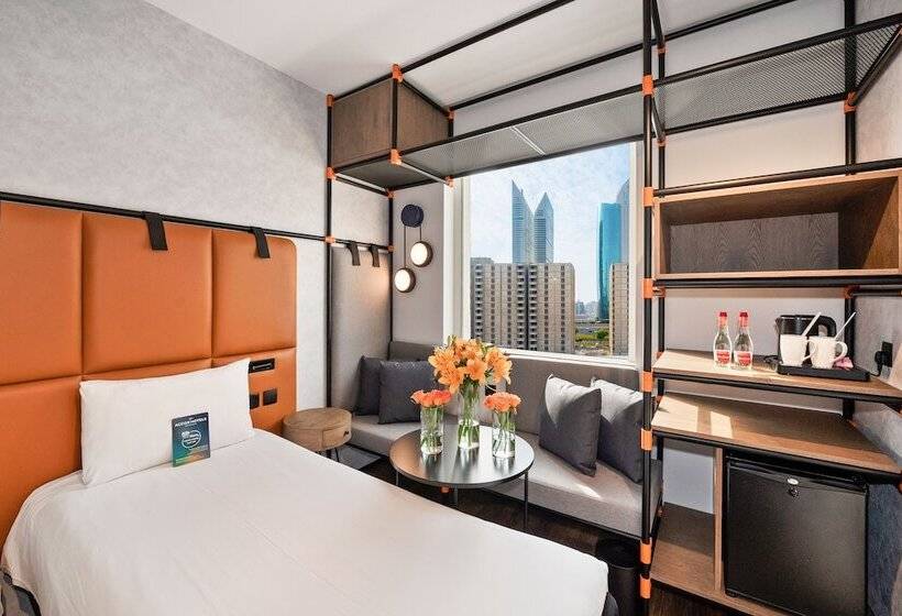 标准间, Ibis World Trade Centre