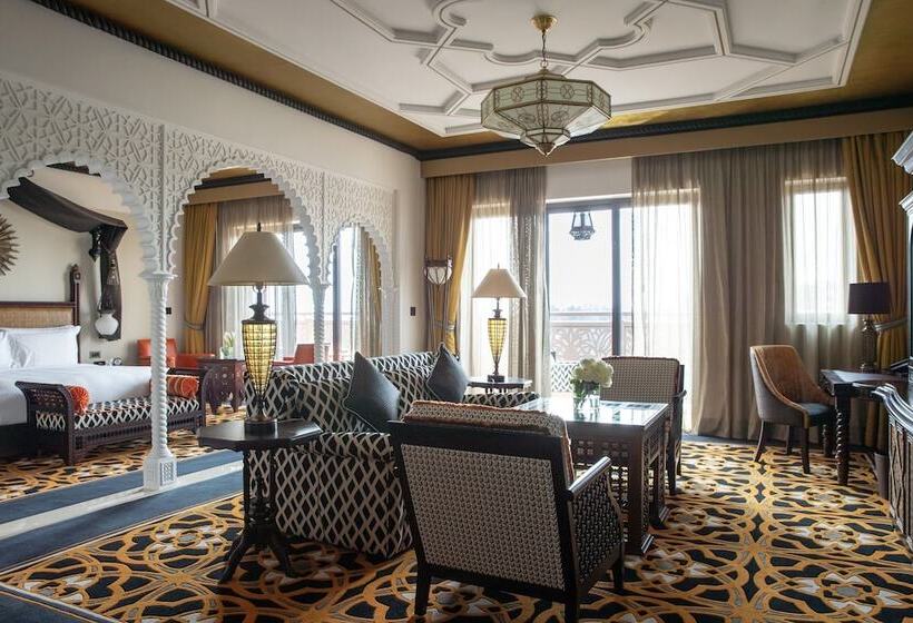 Полулюкс, Jumeirah Al Qasr Dubai